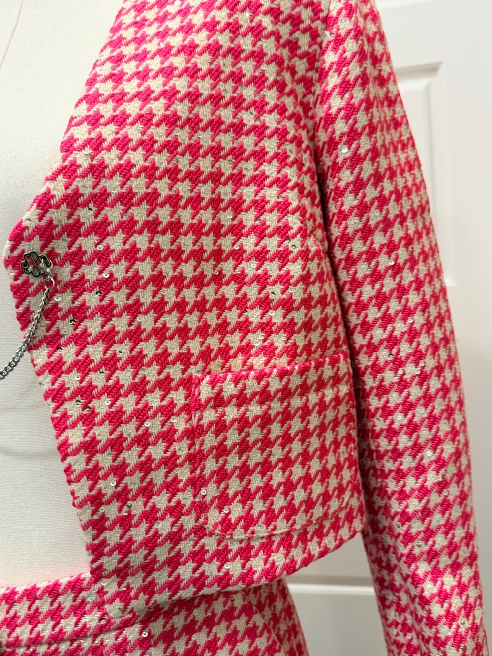 Rivir 2pc Pink/White Houndstooth Tweed Crop Blazer and Short Set - Picture 7 of 15